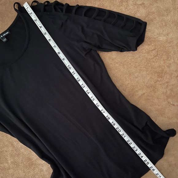 Cable and Gauge 3/4 Length Peek a Boo Sleeve Black Size Large - Picture 8 of 12